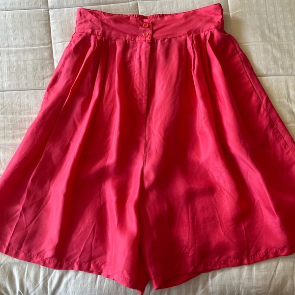 Vintage 80s 90s Silk High Waisted Bright Coral Red Shorts S - Picture 3 of 13